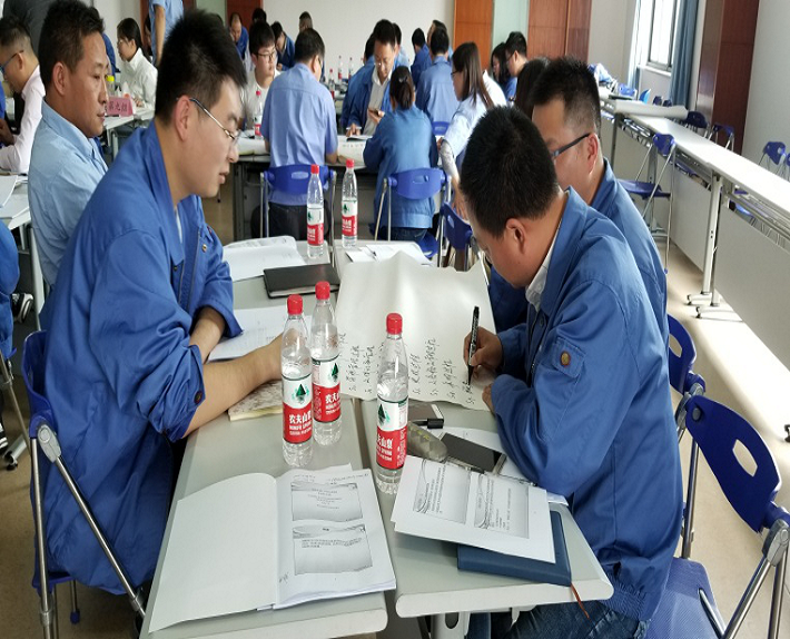 鴻安德龍-培訓班現(xiàn)場